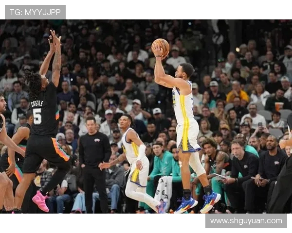 2015年NBA勇士与马刺激战回顾：巅峰对决的精彩瞬间与战术分析